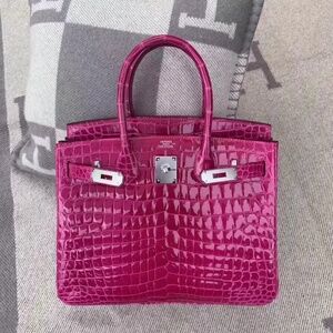 Hermès Crocodile Birkin 32